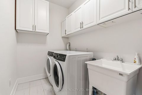 Photo 34 at 46 Crestridge Drive, Patterson, Vaughan