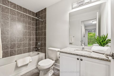 Photo 38 at 46 Crestridge Drive, Patterson, Vaughan