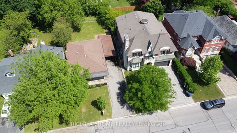 Photo 5 at 124 Patricia Avenue, Newtonbrook West, Toronto