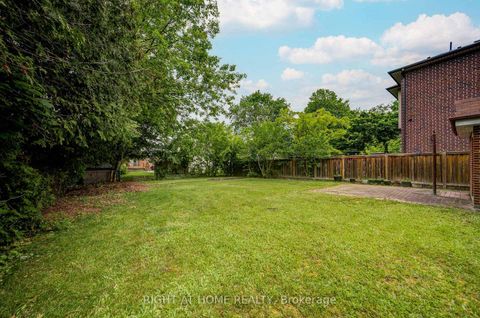 Photo 24 at 124 Patricia Avenue, Newtonbrook West, Toronto