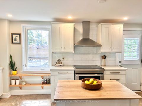 Photo 3 at 35 Grove Street E, Wellington, Barrie