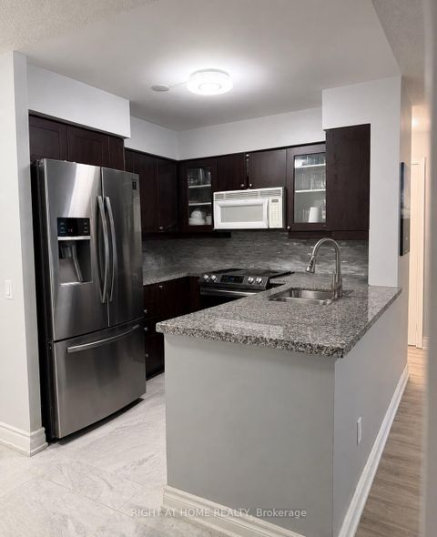 Photo 4 at 201 - 8 Mckee Avenue, Willowdale East, Toronto