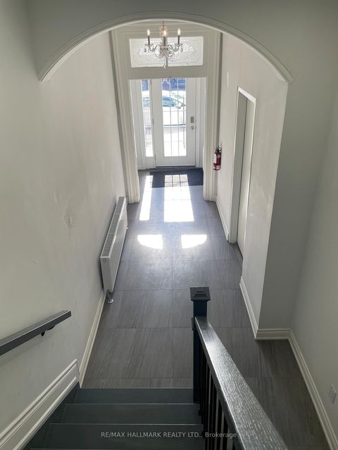 Photo 1 at 414 Dundas Street E, Moss Park, Toronto