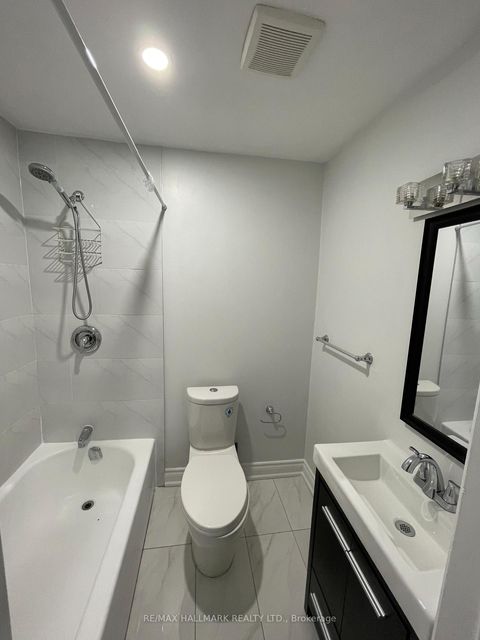 Photo 17 at 414 Dundas Street E, Moss Park, Toronto