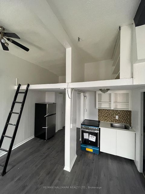 Photo 24 at 177 Carlton Street, Moss Park, Toronto