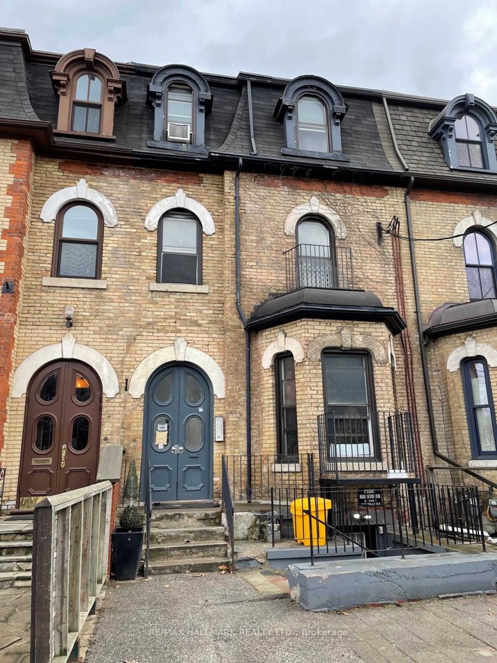 177 Carlton Street, Moss Park, Toronto 