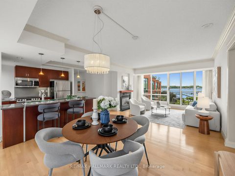 Photo 2 at 518E - 500 Queens Quay W, Waterfront Communities C1, Toronto