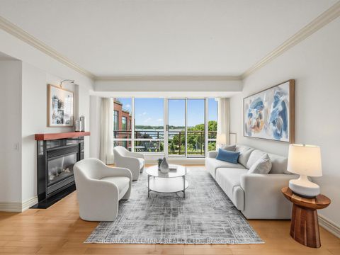 Photo 3 at 518E - 500 Queens Quay W, Waterfront Communities C1, Toronto