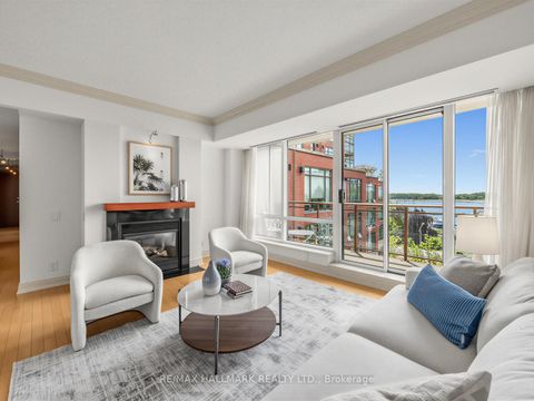 Photo 4 at 518E - 500 Queens Quay W, Waterfront Communities C1, Toronto