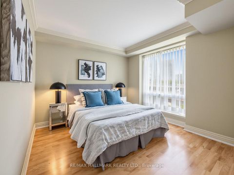 Photo 17 at 518E - 500 Queens Quay W, Waterfront Communities C1, Toronto