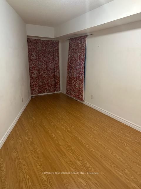 Photo 8 at 1 - 420 Kenneth Avenue, Willowdale East, Toronto