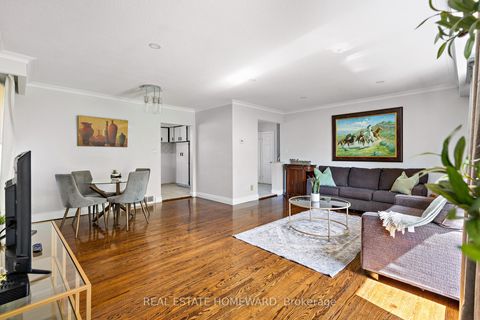 Photo 4 at 85 Letchworth Crescent, CFB, Toronto