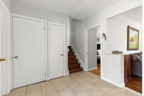 Photo 8 at 85 Letchworth Crescent, CFB, Toronto