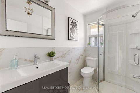Photo 17 at 85 Letchworth Crescent, CFB, Toronto