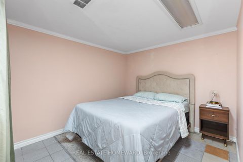 Photo 22 at 85 Letchworth Crescent, CFB, Toronto