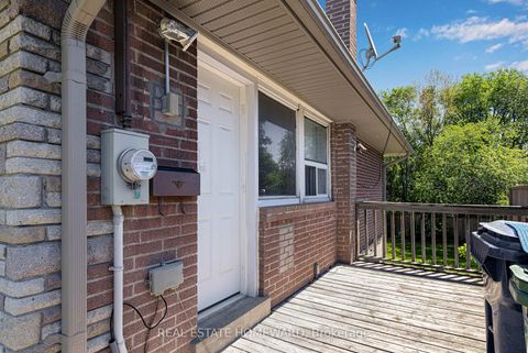 Photo 25 at 85 Letchworth Crescent, CFB, Toronto