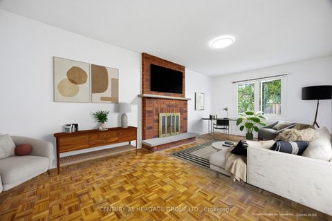 Photo 13 at 262 Barrhill Road, Maple, Vaughan