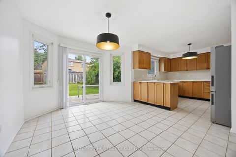 Photo 16 at 262 Barrhill Road, Maple, Vaughan