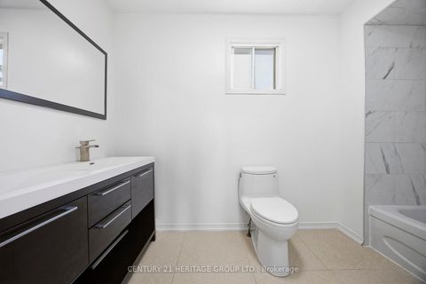 Photo 29 at 262 Barrhill Road, Maple, Vaughan