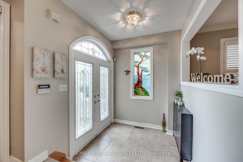 Photo 2 at 381 St. Joan Of Arc Avenue, Maple, Vaughan