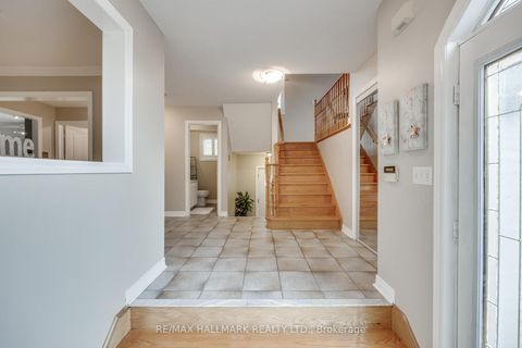 Photo 3 at 381 St. Joan Of Arc Avenue, Maple, Vaughan