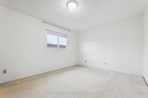 Photo 15 at 381 St. Joan Of Arc Avenue, Maple, Vaughan