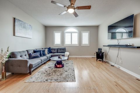 Photo 19 at 381 St. Joan Of Arc Avenue, Maple, Vaughan