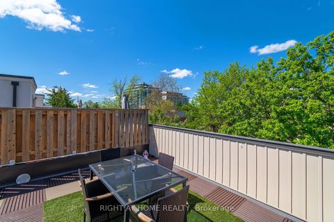 Photo 31 at 2 Queen Mary Court, East Woodbridge, Vaughan