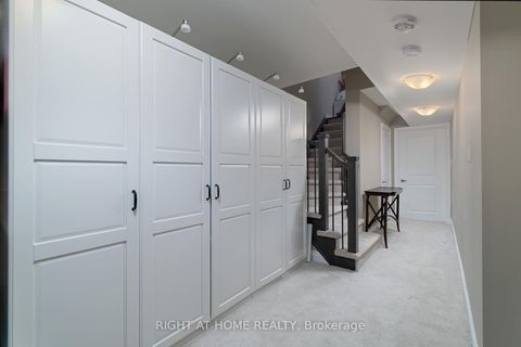Photo 34 at 2 Queen Mary Court, East Woodbridge, Vaughan