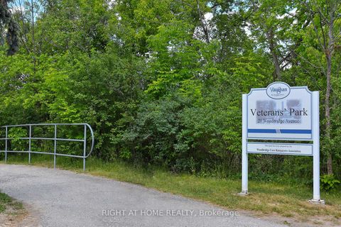 Photo 47 at 2 Queen Mary Court, East Woodbridge, Vaughan