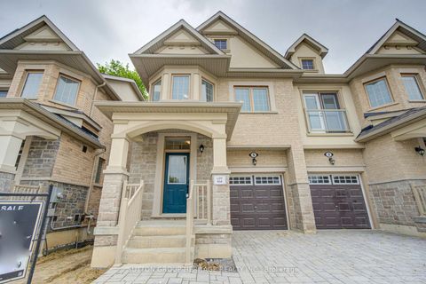Photo 4 at 5 Deer Creek Court, Centennial Scarborough, Toronto