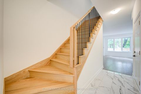 Photo 7 at 5 Deer Creek Court, Centennial Scarborough, Toronto
