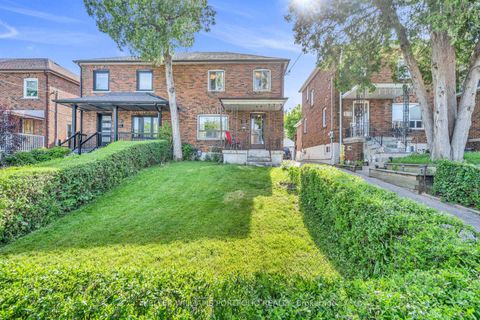 Photo 1 at 210 Bicknell Avenue, Eglinton West, Toronto