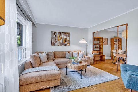 Photo 4 at 210 Bicknell Avenue, Eglinton West, Toronto