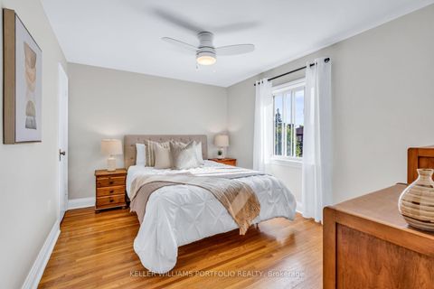 Photo 14 at 210 Bicknell Avenue, Eglinton West, Toronto