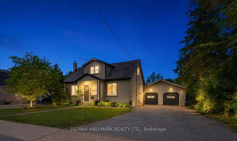 Photo 1 at 225 Innisfil Street, Allandale Centre, Barrie