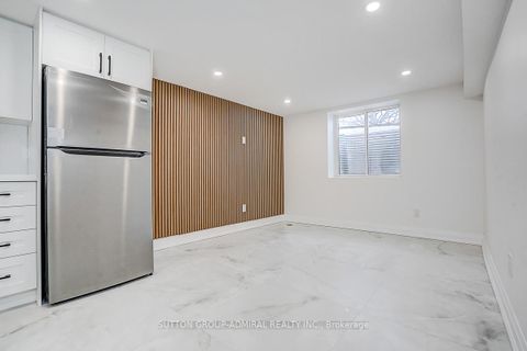 Photo 8 at 176 Cherrywood Drive, London, Newmarket