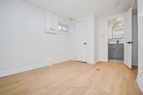 Photo 13 at 176 Cherrywood Drive, London, Newmarket