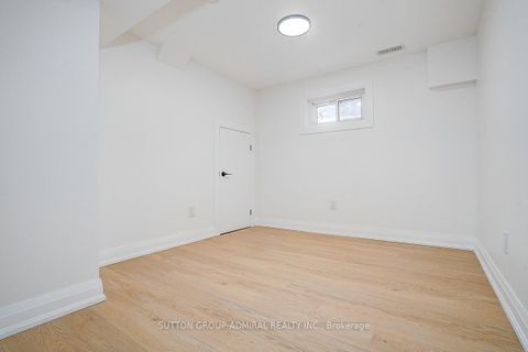 Photo 17 at 176 Cherrywood Drive, London, Newmarket