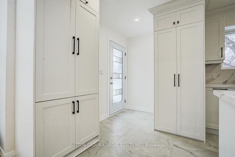 Photo 25 at 176 Cherrywood Drive, London, Newmarket