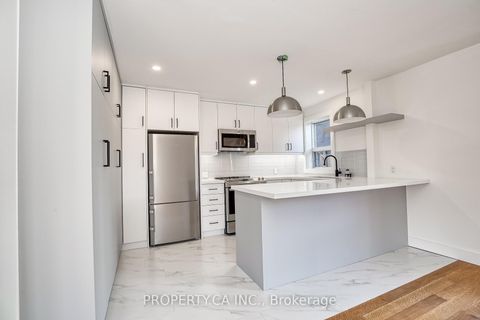 Photo 5 at 97 Lee Avenue, The Beaches, Toronto