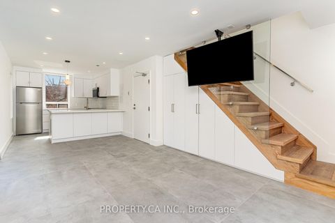 Photo 32 at 97 Lee Avenue, The Beaches, Toronto