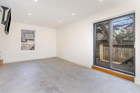 Photo 33 at 97 Lee Avenue, The Beaches, Toronto
