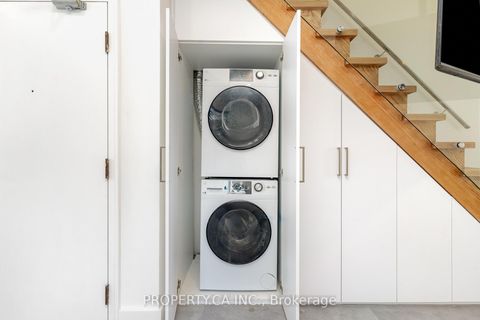 Photo 34 at 97 Lee Avenue, The Beaches, Toronto