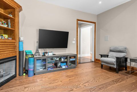 Photo 18 at 164 Owen Boulevard, Windfields, Toronto
