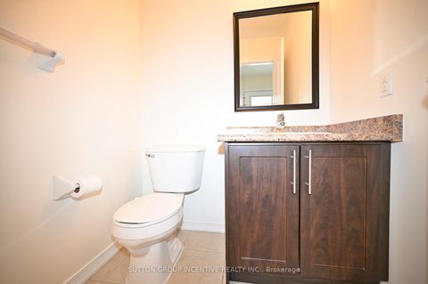 Photo 12 at 29 - 90 SOVEREIGN'S Gate, Shore, Barrie
