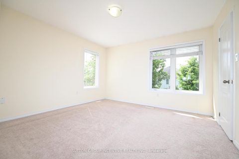 Photo 15 at 29 - 90 SOVEREIGN'S Gate, Shore, Barrie