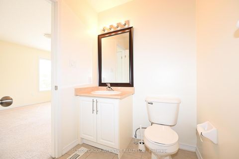 Photo 17 at 29 - 90 SOVEREIGN'S Gate, Shore, Barrie