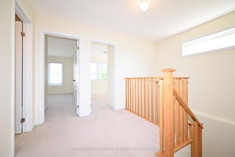 Photo 23 at 29 - 90 SOVEREIGN'S Gate, Shore, Barrie