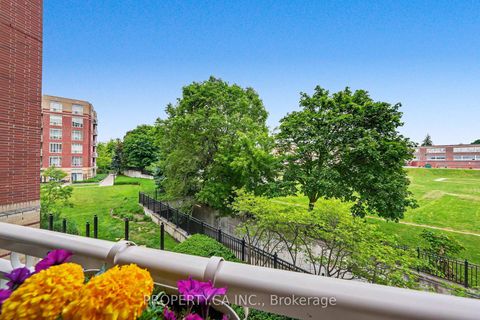 Photo 24 at 209 - 451 Rosewell Avenue, Lawrence Park South, Toronto